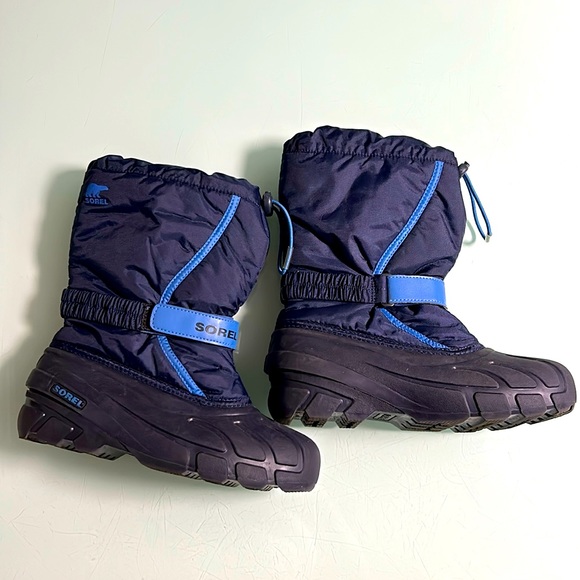 Sorel Other - Sorel "Flurry" Youth, Big kids Insulated Snow Rain Winter Boots SZ6 GUC